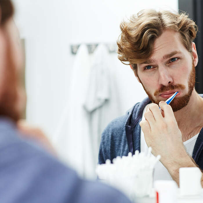 چرا باید روکش دندان خود را تعویض کنید؟