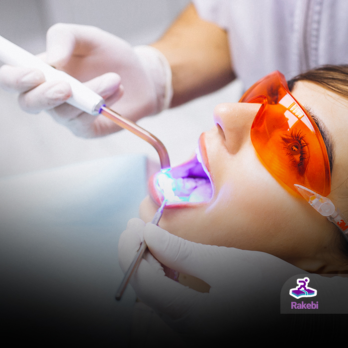 تفاوت بلیچینگ با جرم‌گیری؛ نکاتی که برای داشتن دندان‌های سفید باید بدانید!